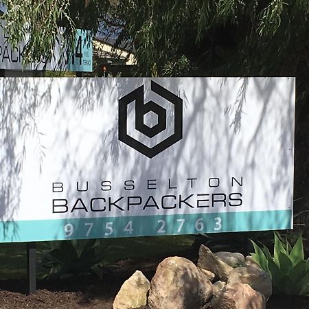 Bunkers Backpackers Hostel Busselton Exterior foto